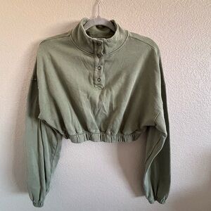 Olive Green Women's Cropped Pullover Top
